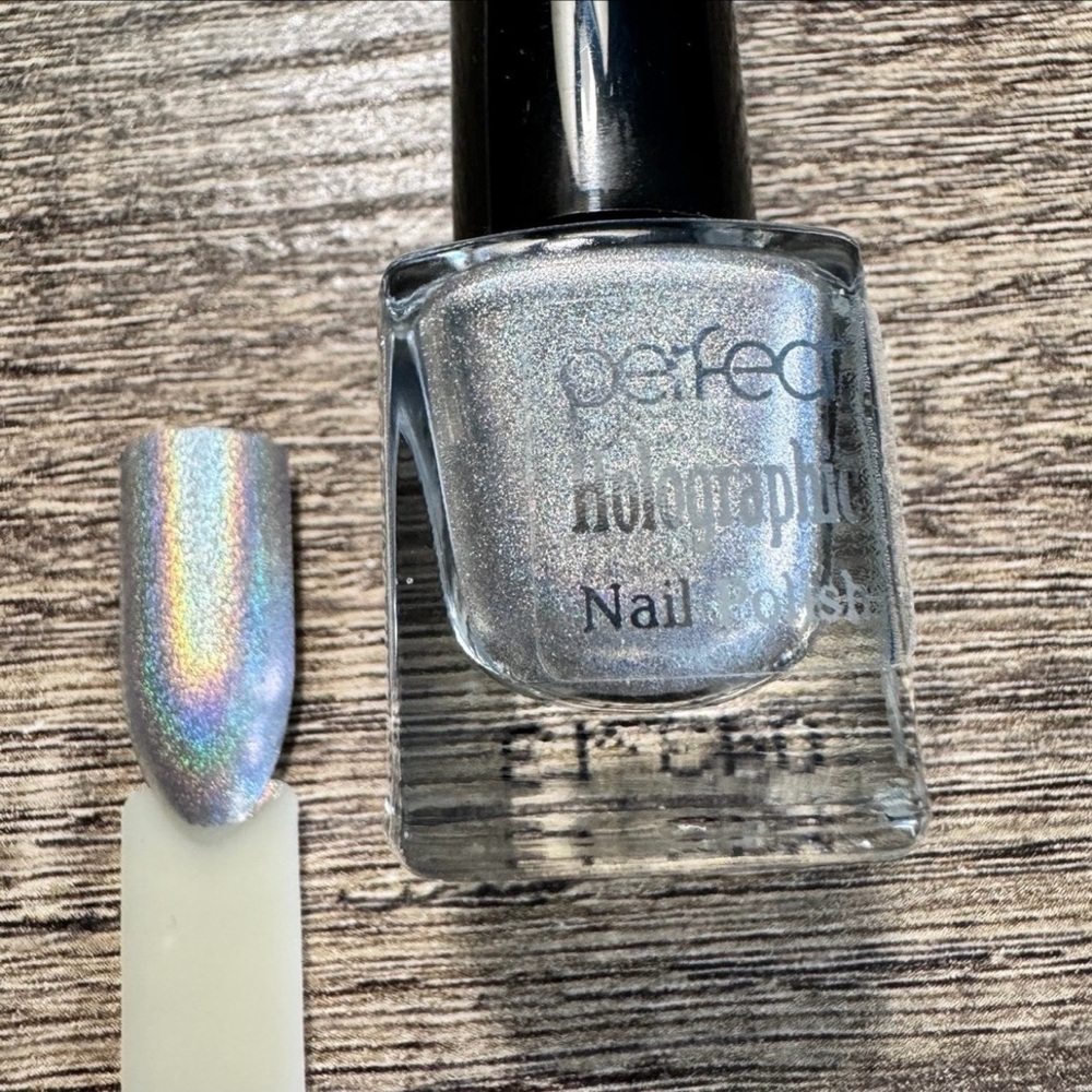 Perfect Holographic H2 Holographic Silver
